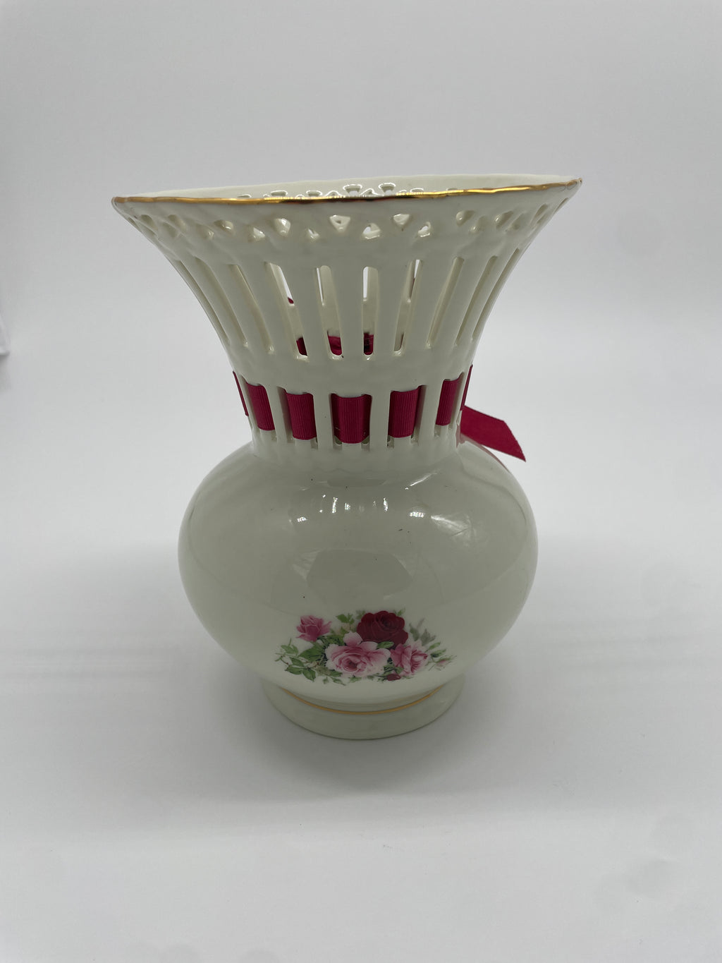 Vintage Formalities by Baum Bros. Rose Lattice Vase – Medium