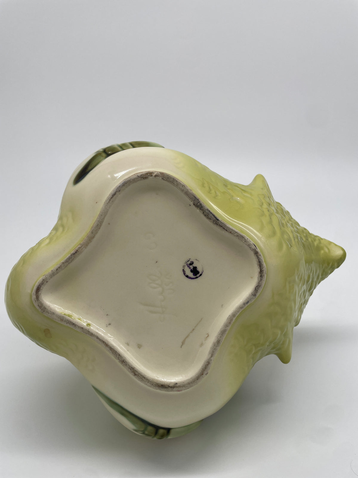 Vintage Hull Pottery Green Swan Planter – Mid-Century Figural Ceramic
