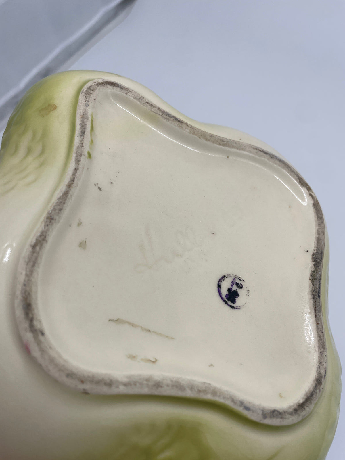 Vintage Hull Pottery Green Swan Planter – Mid-Century Figural Ceramic