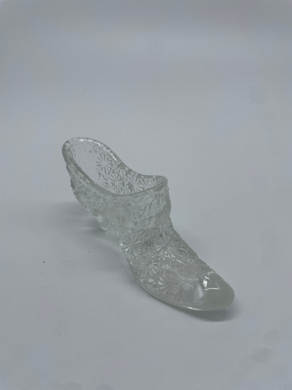 Vintage Clear Pressed Glass Daisy & Button Decorative Slipper / Shoe