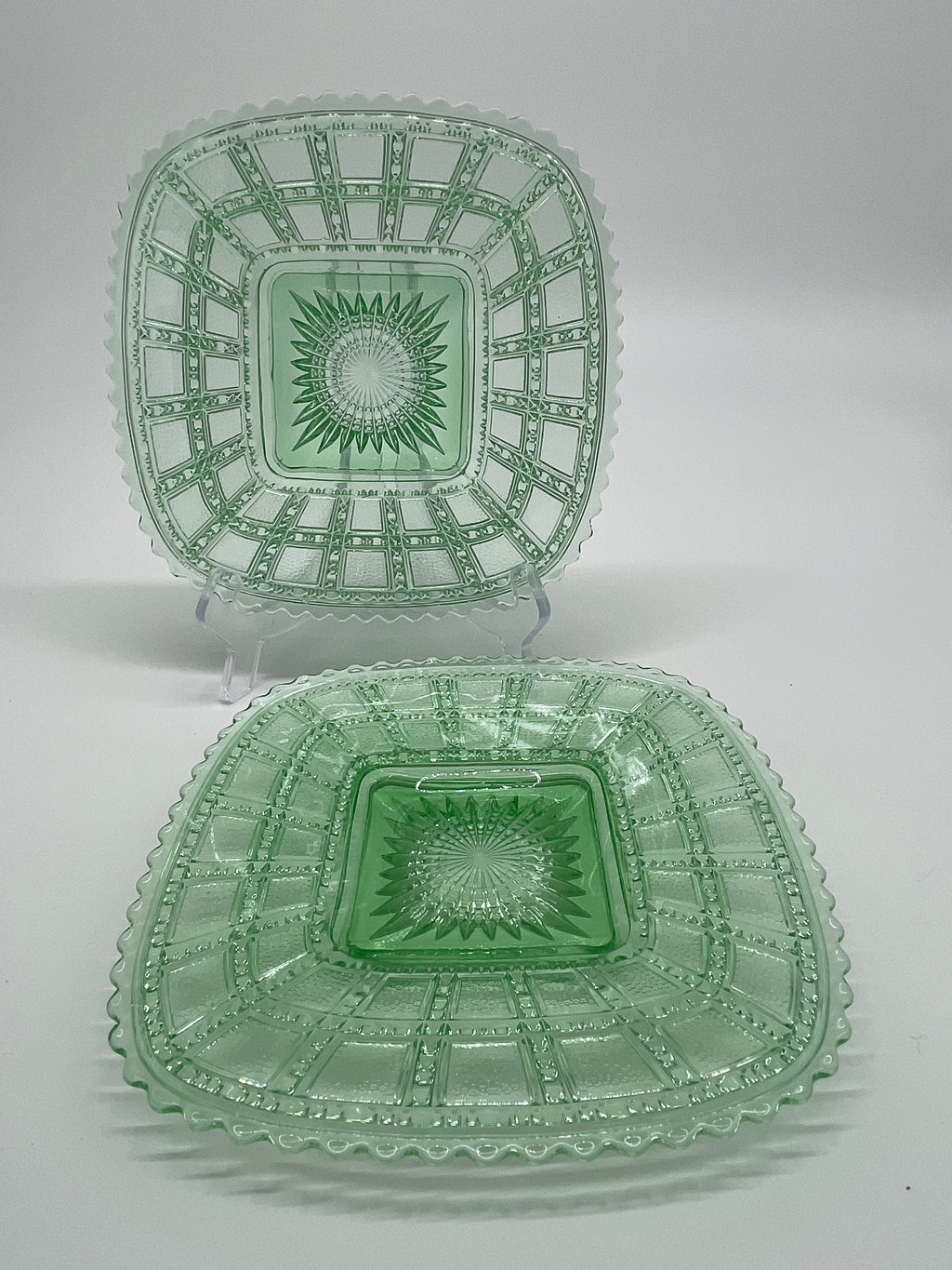 Vintage Green Pressed Glass Square Starburst Bowls – Set of 2