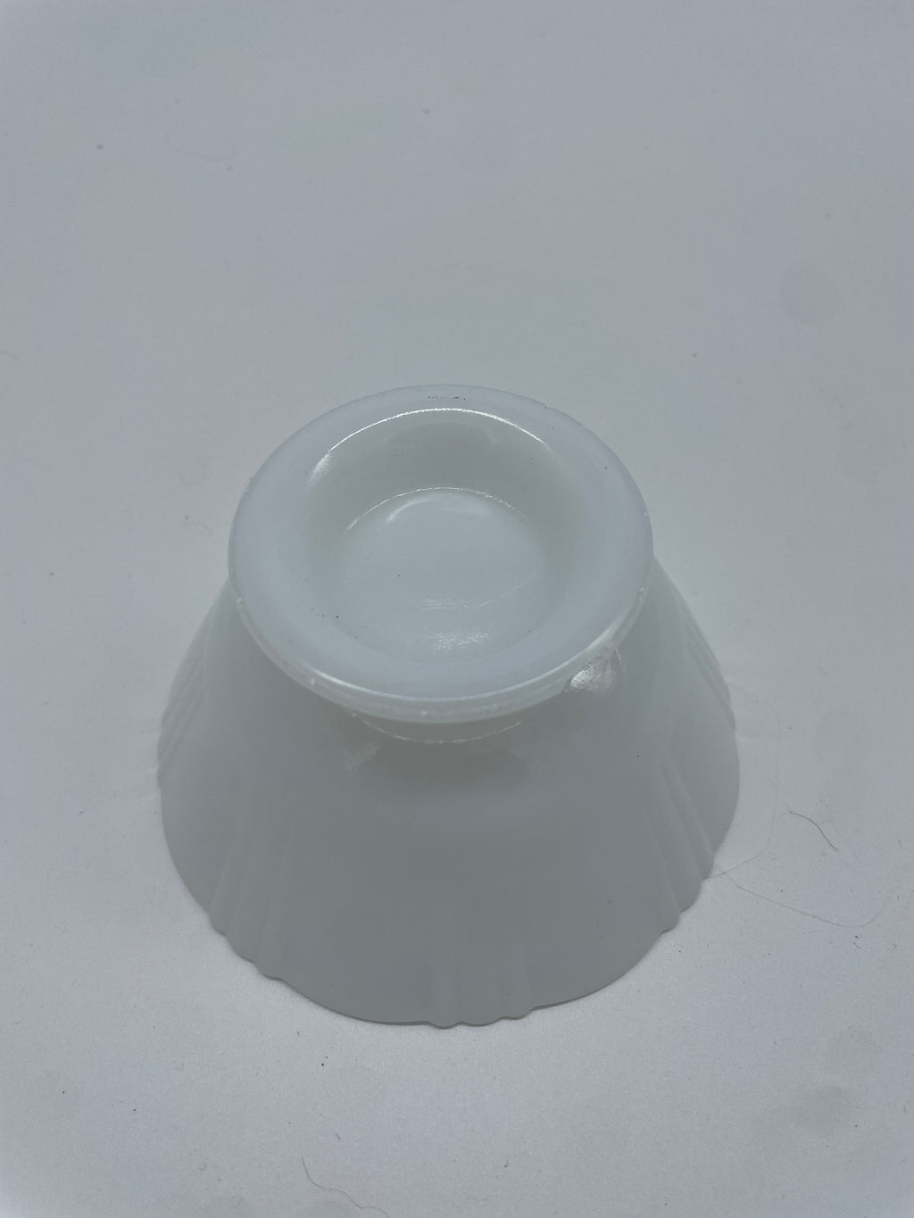 Vintage White Opalescent Milk Glass Scalloped Floral Bowl