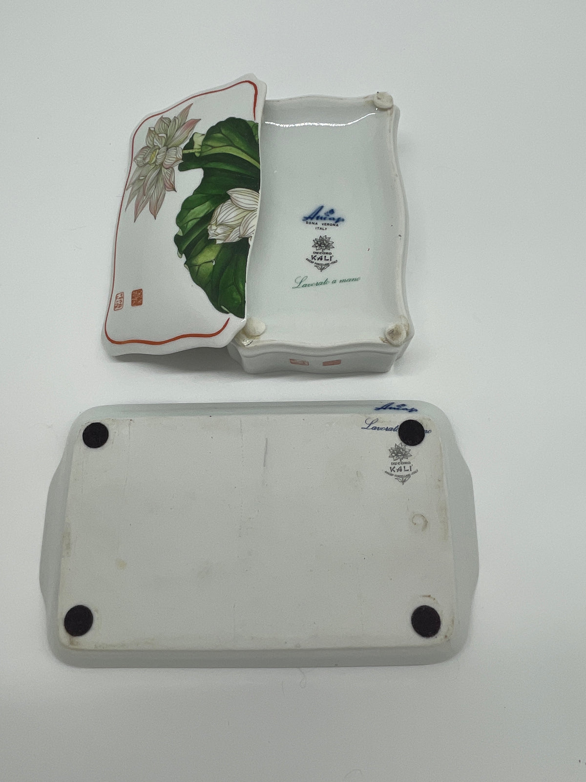 Vintage ANCAP Italy Decoro Kali Lotus Porcelain Vanity Box & Tray SetBC-ANCAP-KALI-001
