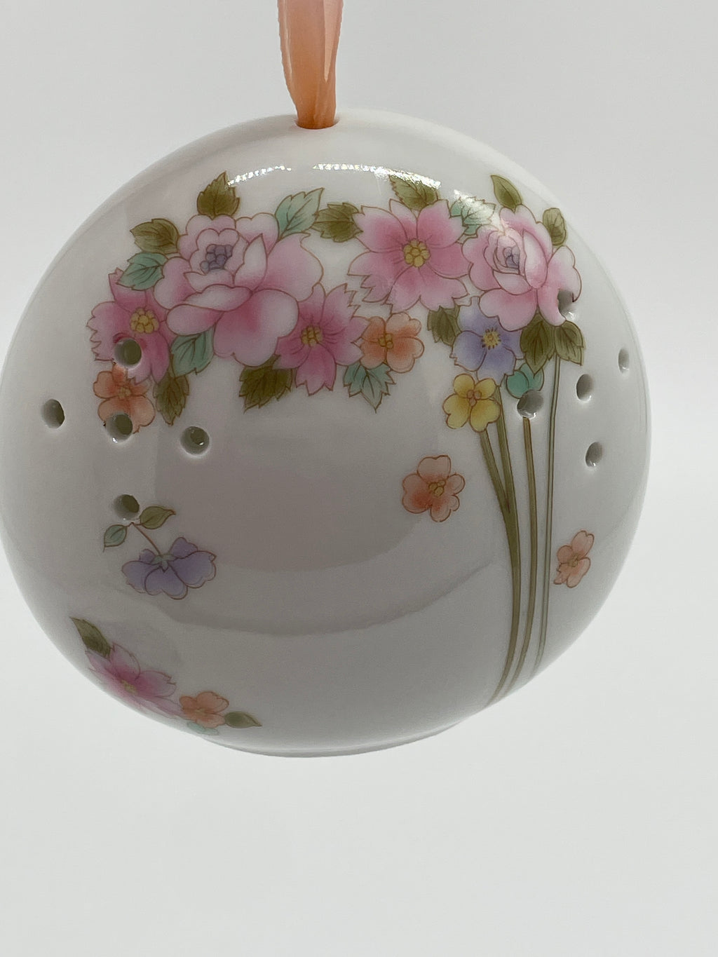 Vintage Takahashi San Francisco Floral Porcelain Pomander – Made in Japan